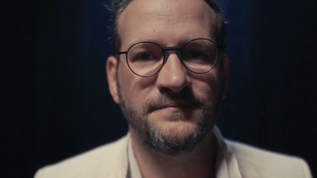 Dolce Camara.00_00_05_05.Still001